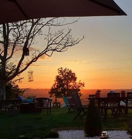 דירות פיגואיירה דה פוז ***** Quinta Do Por Do Sol ***** מראה חיצוני תמונה